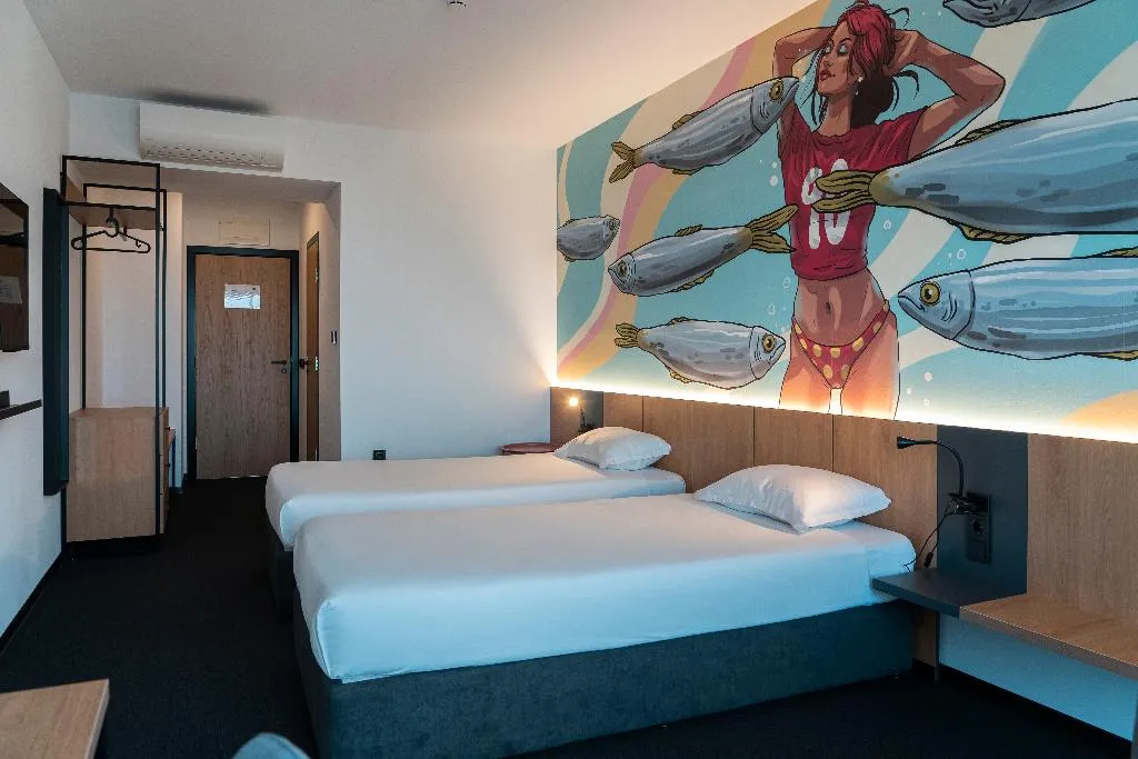 SINGLE SEA VIEW Room, Campus 90, Varna