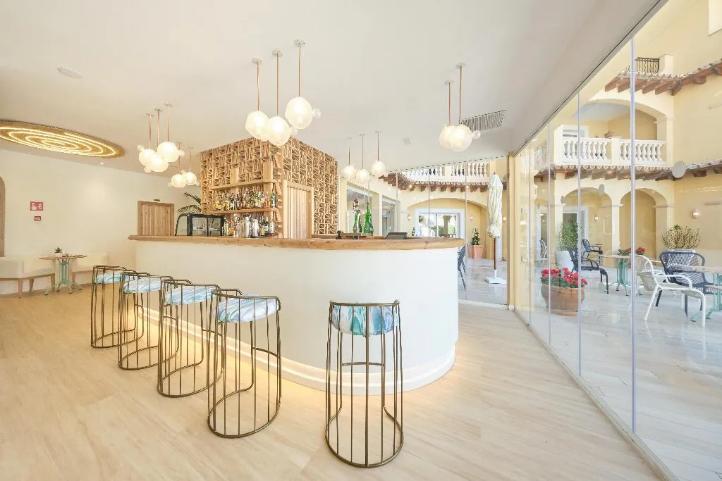 Bar, Villa Chiquita, Majorca