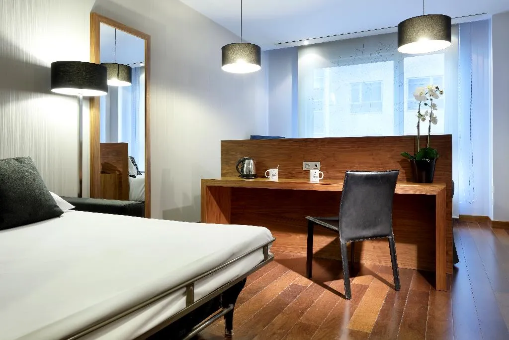 TRIPLE STANDARD Room, Eurostars Madrid Congress, Madrid