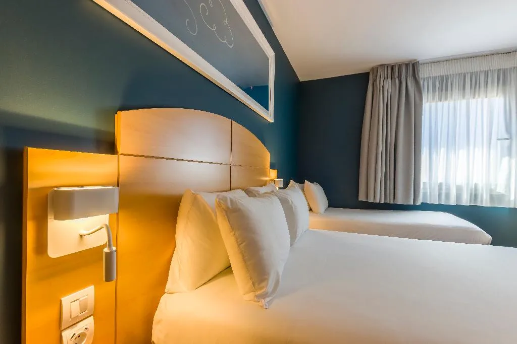 FAMILY ROOM CAPACITY 2 Room, Travelodge Madrid Alcala de Henares, Madrid