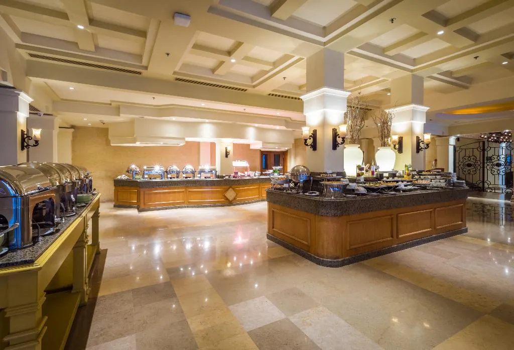 Restaurant, The Cascades Golf Resort Spa and Thalasso, Red Sea Riviera