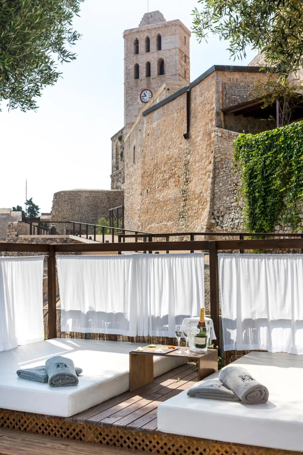 Terrace, Hotel Boutique La Torre del Canónigo, Ibiza