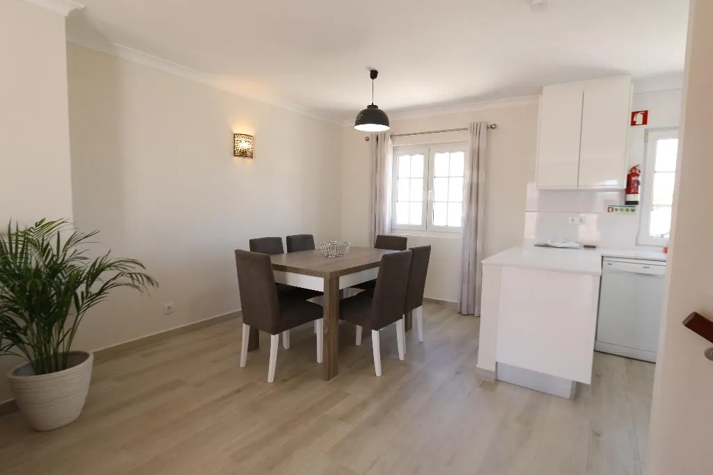 APARTMENT THREE BEDROOMS Room, Apartamentos The Old Village by Village 4u, Algarve