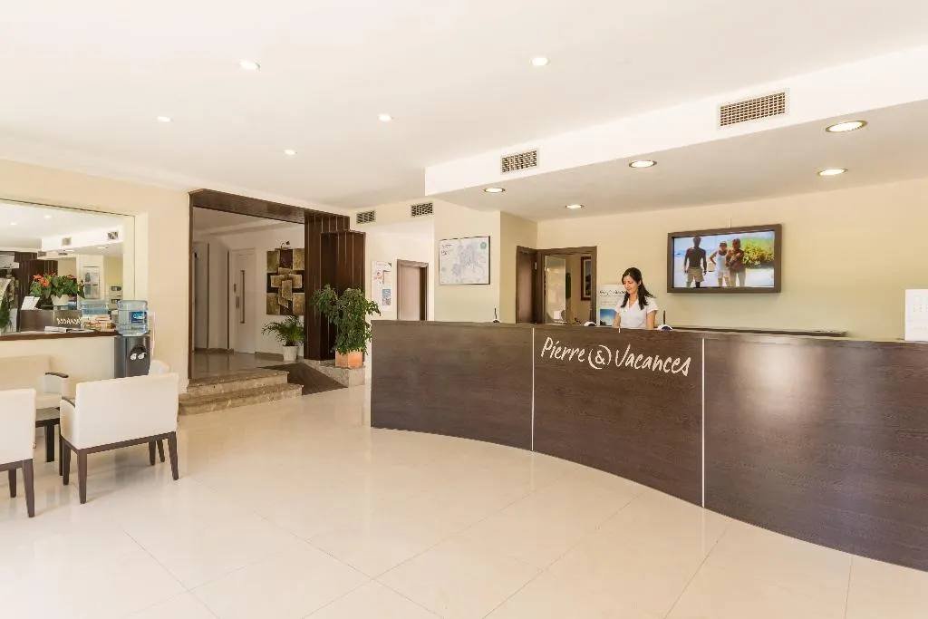 Lobby, Pierre & Vacances Estartit Playa, Costa Brava