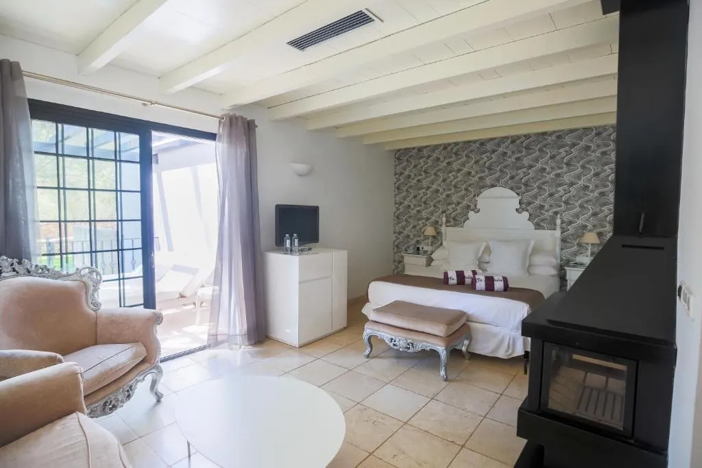 JUNIOR SUITE GARDEN VIEW Room, Agroturismo Sa Talaia Adults only, Ibiza