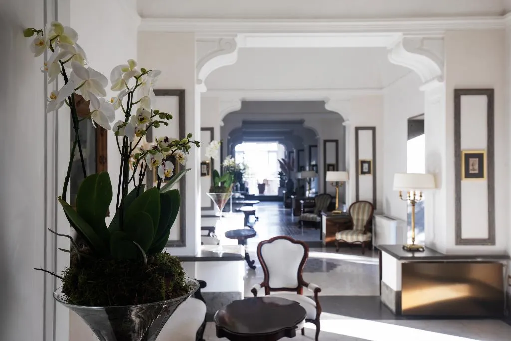 Lobby, Grand Hotel Cocumella, Naples