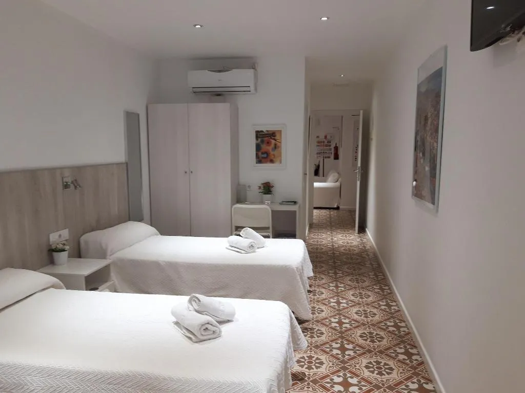 Room, Hostal Nova, Barcelona