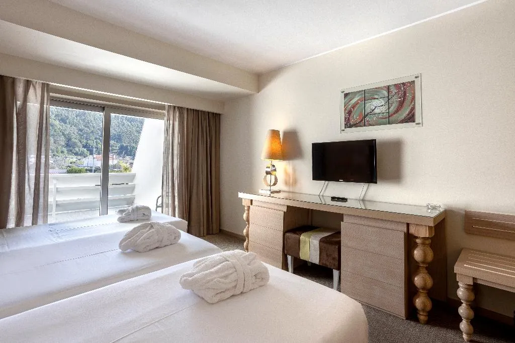 TRIPLE STANDARD Room, Hotel Porta do Sol, Porto