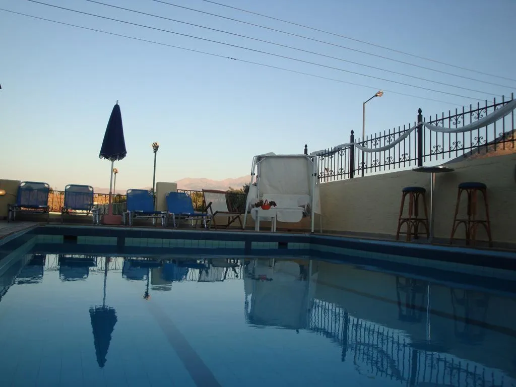 Pool, Maria Flora Apartments, Crete