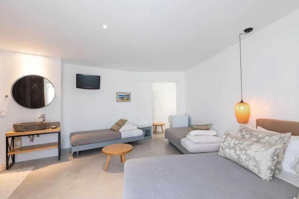 Room CAPACITY 4 Room, Villa Konstantin Rooms & Suites, Mykonos