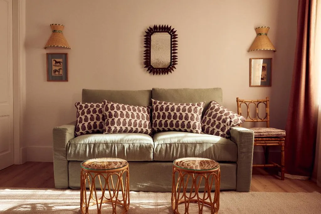 DOUBLE DELUXE ONE BEDROOM Room, Cristine Bedfor, Menorca