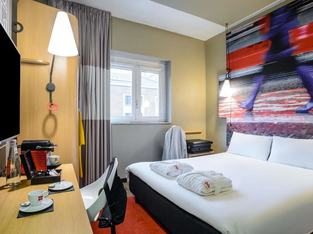 DOUBLE PREMIUM Room, Ibis Milano Centro, Milan