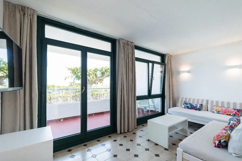 APARTMENT CAPACITY 4 Room, Beach Club, Menorca