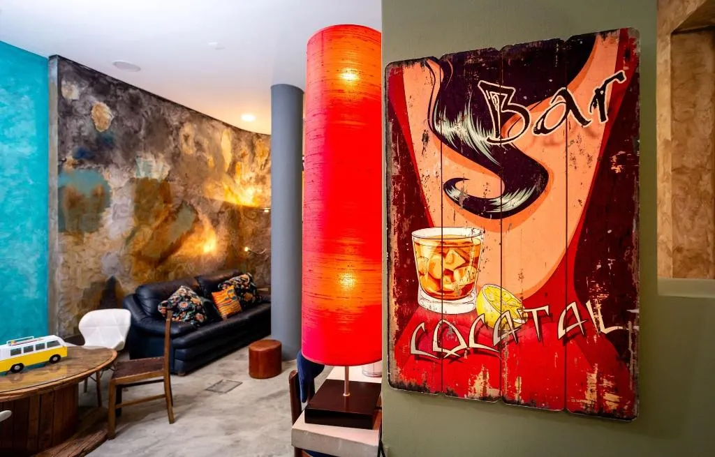 Lobby, Kais do Sol, Lisbon