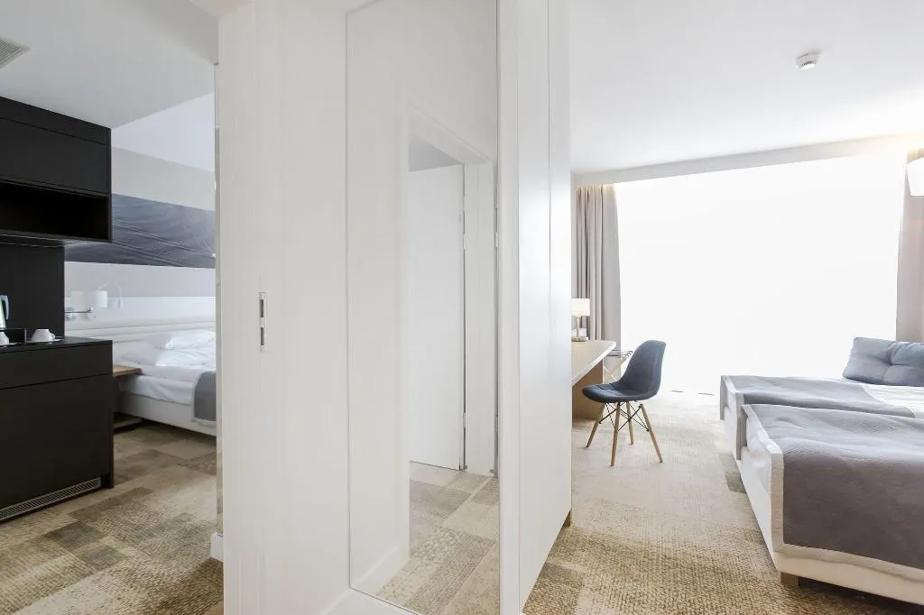 Room, Platan, Gdansk