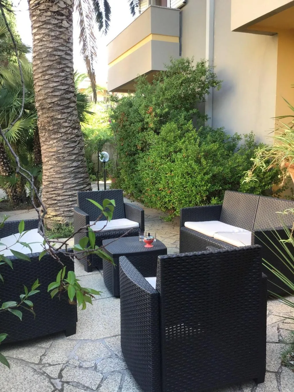 Terrace, Mistral, Alghero