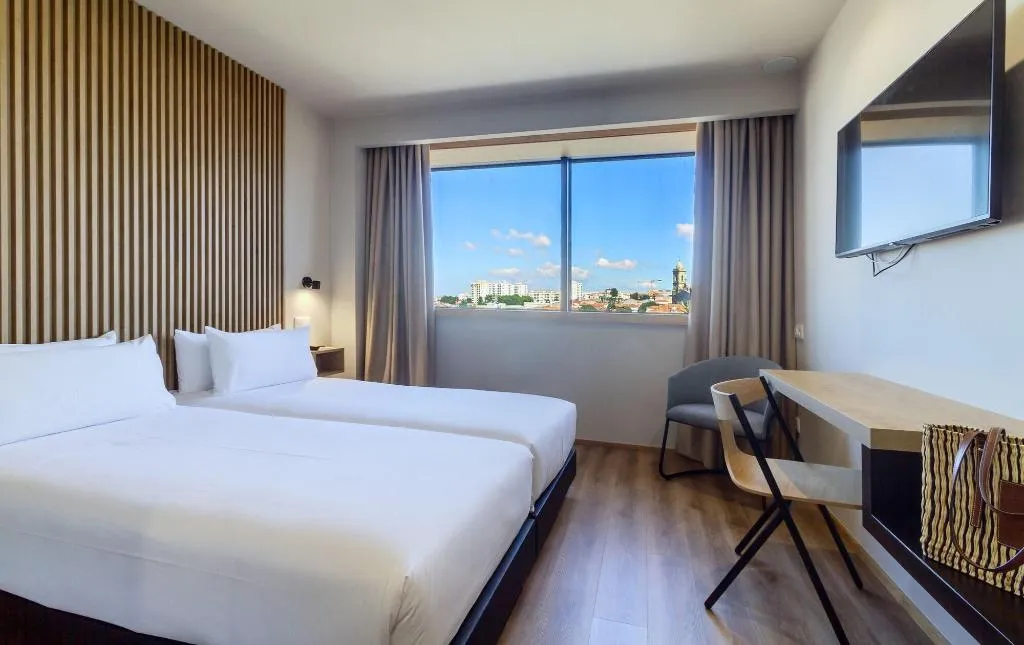 Room, Room Select Porto, Porto