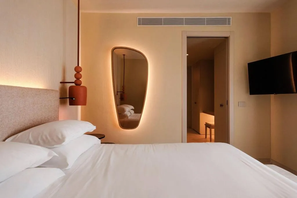 Room, Mangia’s Brucoli Sicily Autograph Collection, Catania