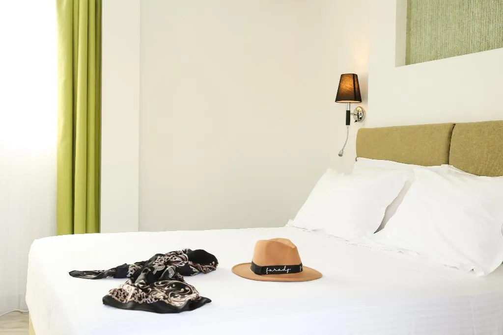 DOUBLE ONE BED Room, Athens Starlight Hotel, Athens