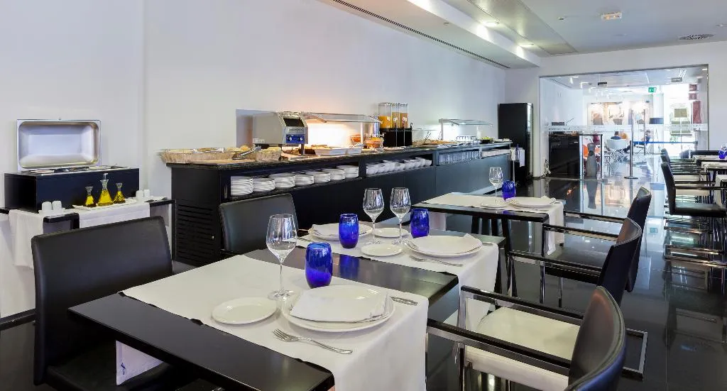 Restaurant, Axor Barajas, Madrid