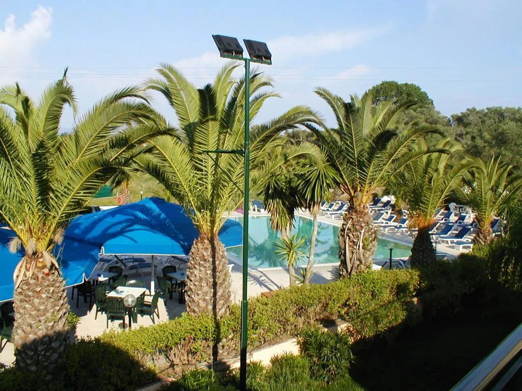 Pool, Morfeas, Corfu