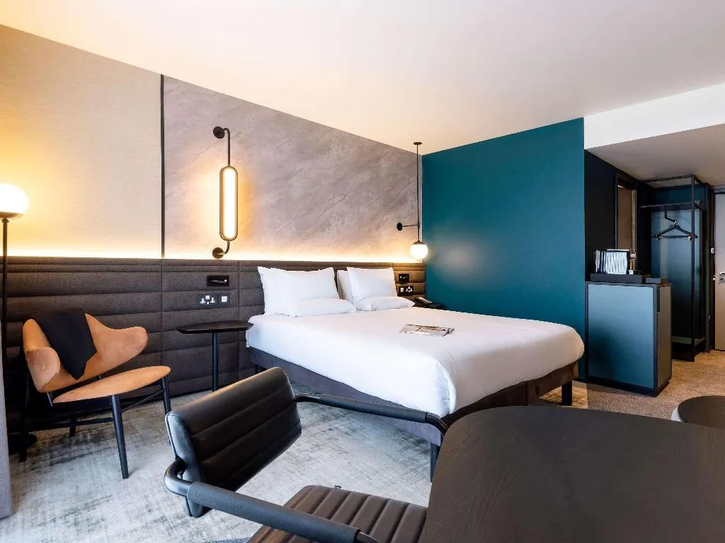 DOUBLE WITH DOUBLE BED Room, Novotel Valencia Lavant, Valencia