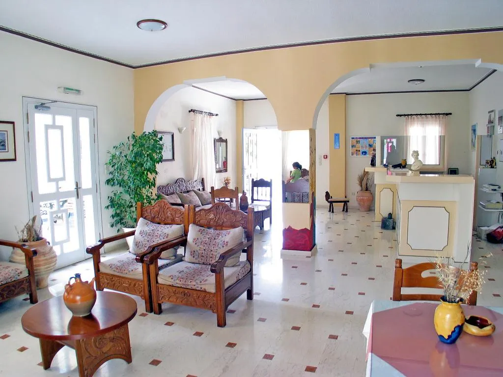 Lobby, Sellada Apartments, Santorini