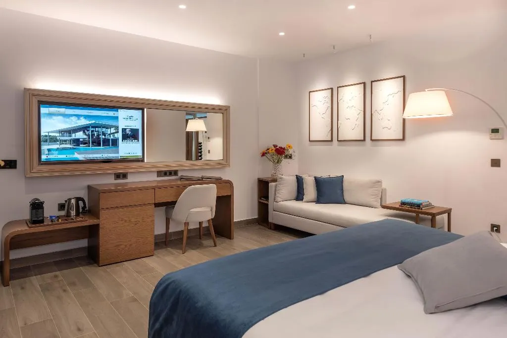 SUITE WITH PRIVATE POOL Room, Nana Princess Suites Villas and Spa, Crete