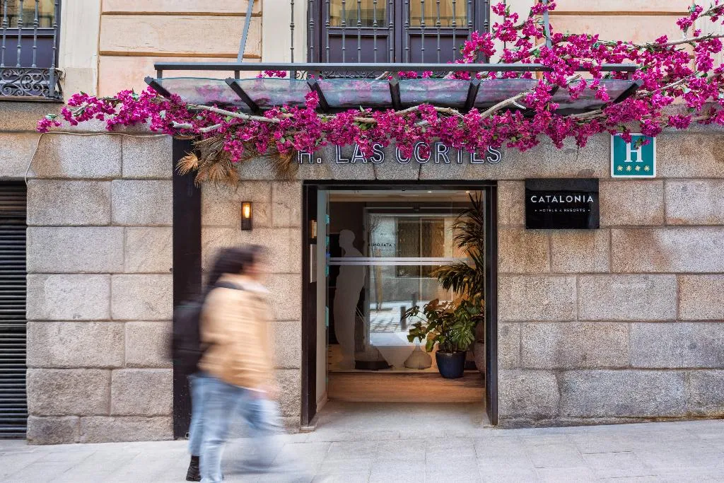 General view, Catalonia las Cortes, Madrid
