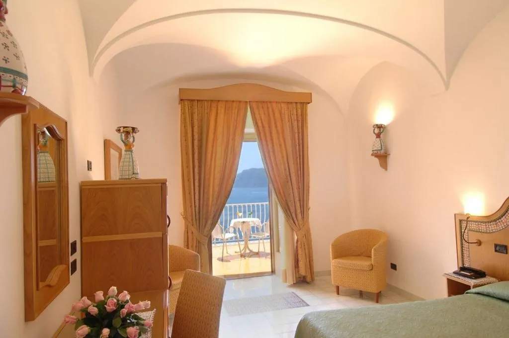 TWIN CLASSIC SEA VIEW Room, Tramonto D'oro, Naples