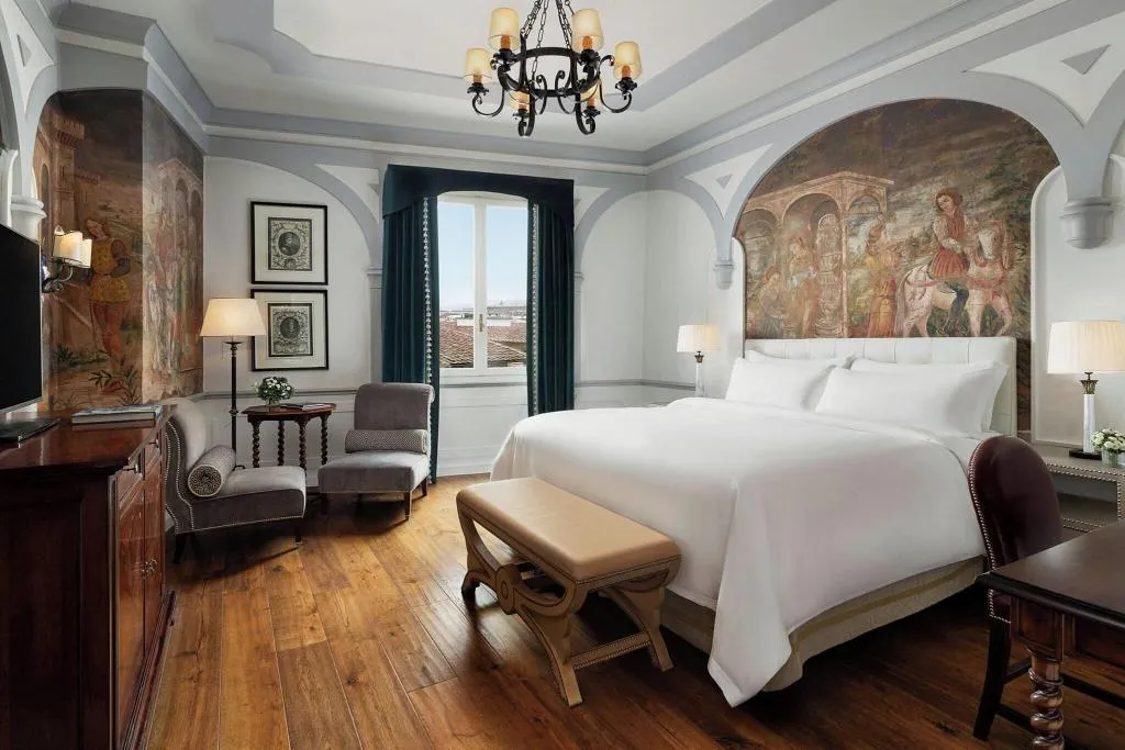 DOUBLE PREMIUM KING BED Room, St Regis Florence, Florence