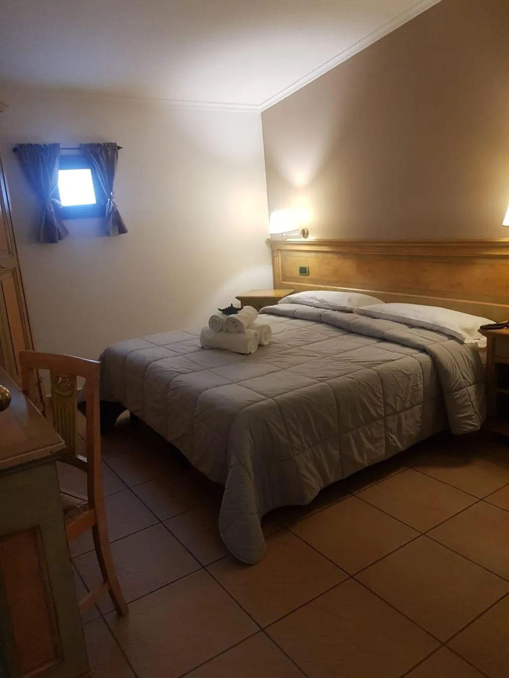 Room, Hotel Santa Caterina, Naples