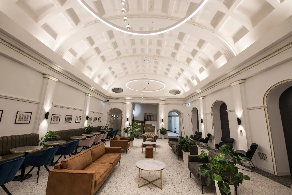 Lobby, The Gold Bank, Prague