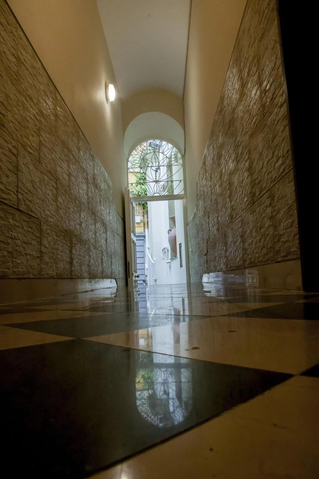 Lobby, Residence Confalone, Naples