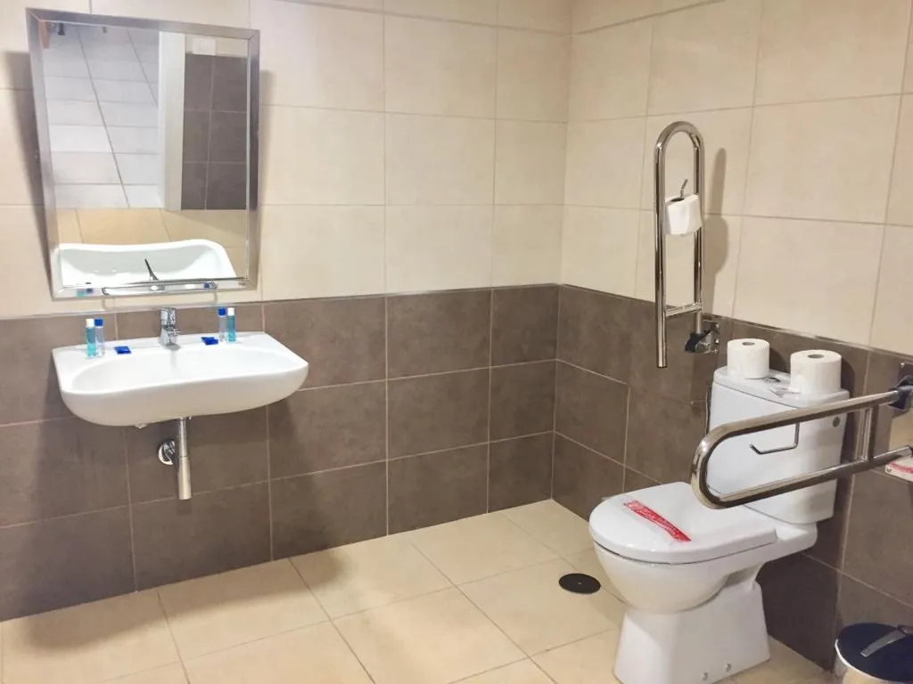 APARTMENT TWO BEDROOMS ONE BATHROOM Room, El MarquÃ©s Palace by Intercorp Hotel Group, Tenerife