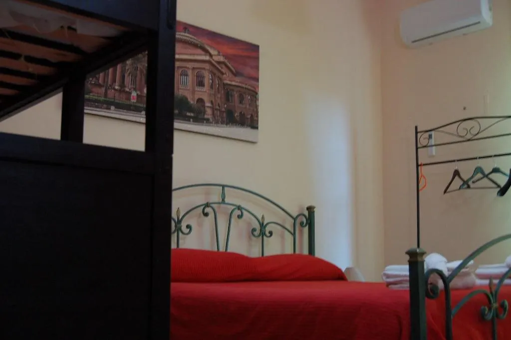 Room, Antadia B&B, Palermo
