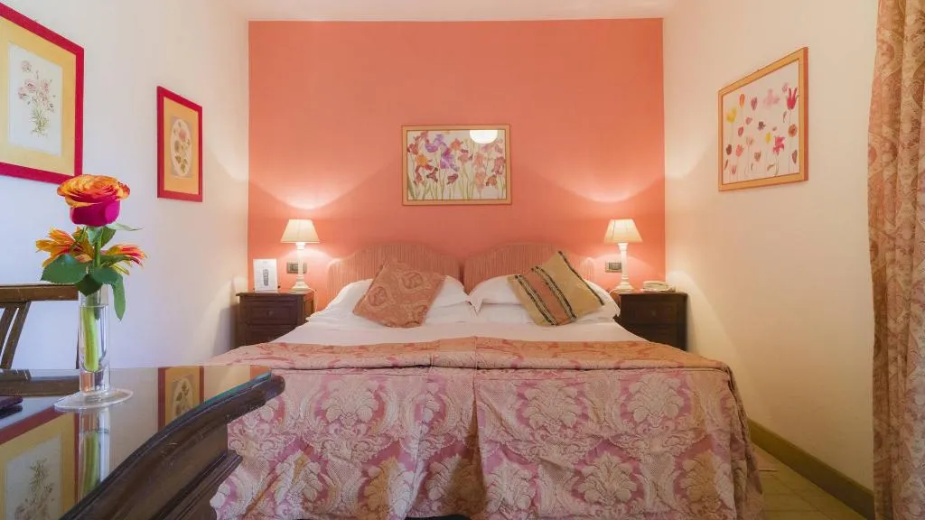 TRIPLE STANDARD Room, Park Hotel Villa Grazioli, Rome