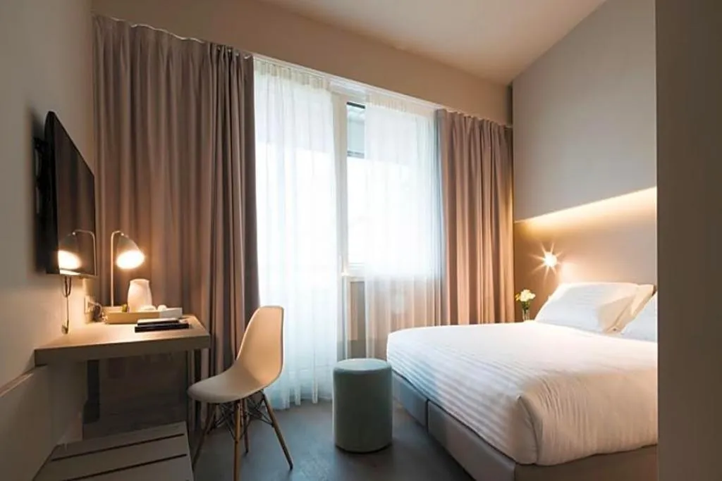 JUNIOR SUITE STANDARD Room, Hotel Glance In Florence, Florence