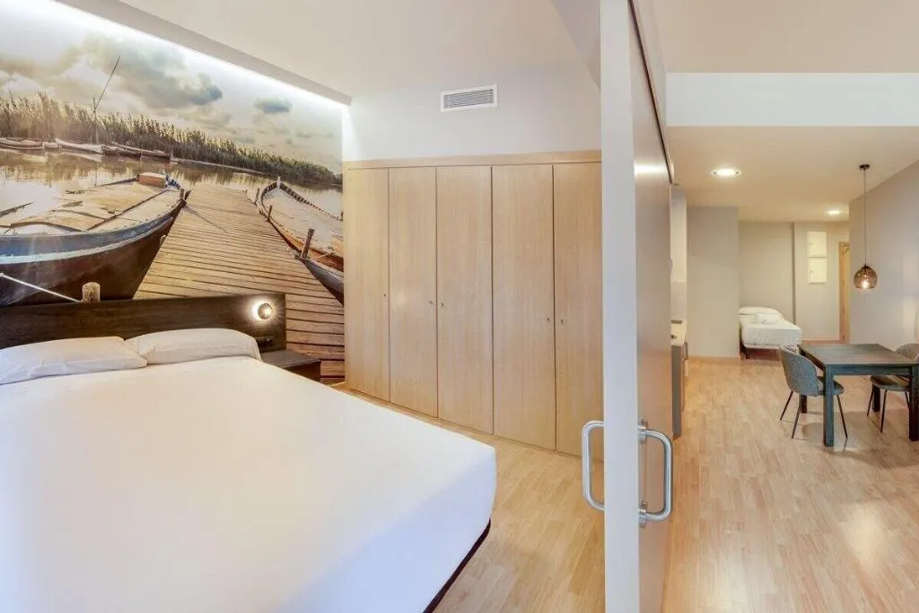 Room, Palau Suites & Apartments, Valencia