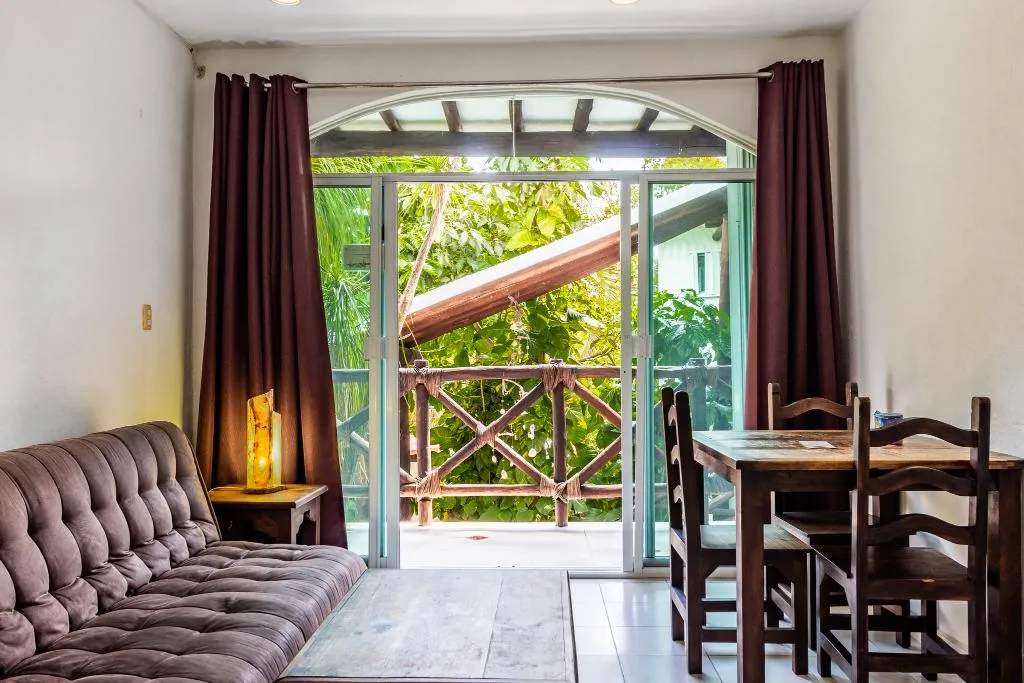 STUDIO KING SIZE BED Room, Casaejido, Playa Del Carmen