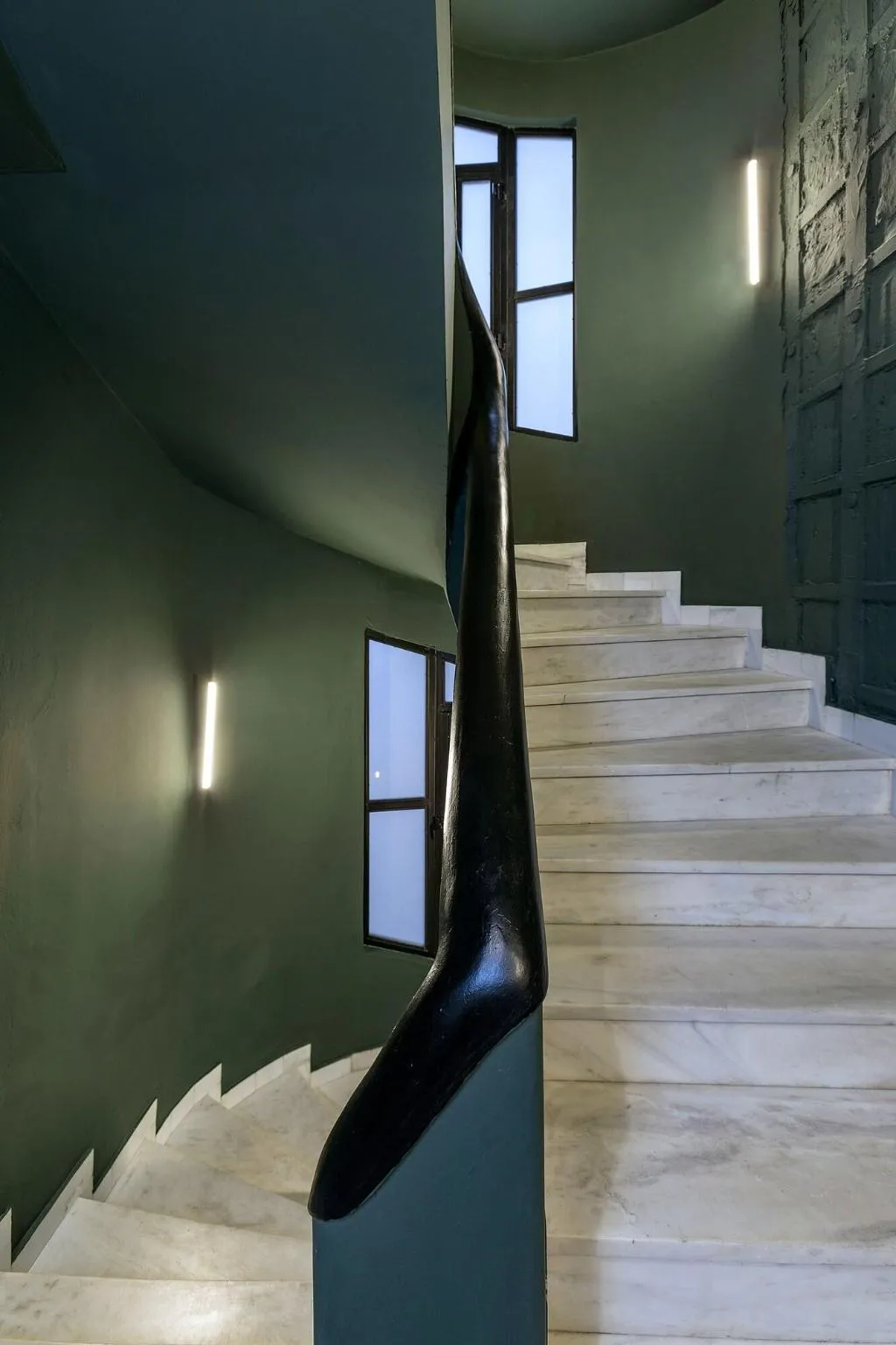 Lobby, Nin&Bau Sarri 2, Athens