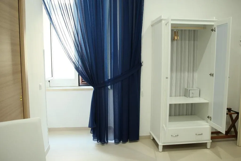 Room, Il Gioiellino Lifestyle, Naples