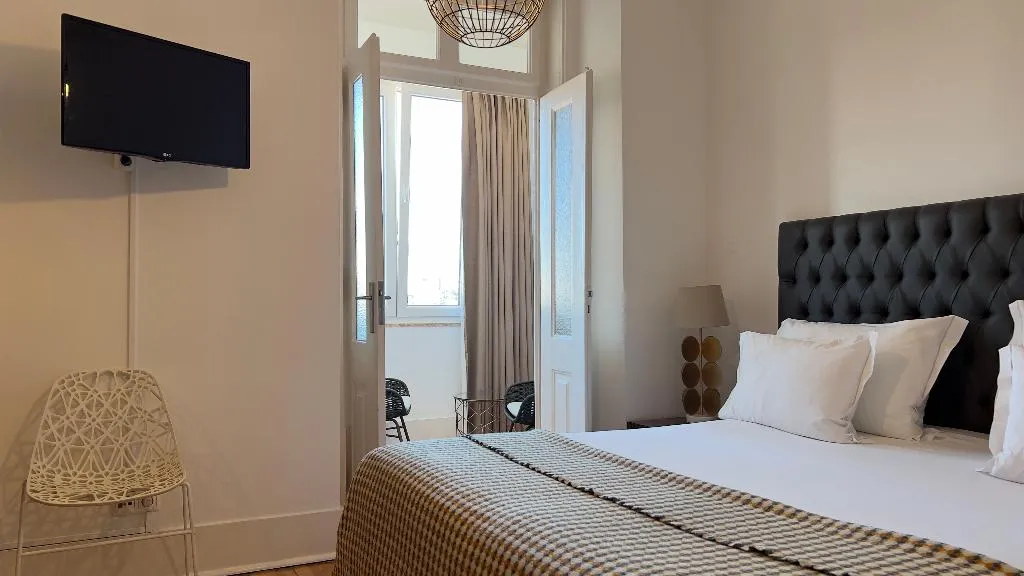 Double or Twin ONE BEDROOM ONE BATHROOM Room, Quinta Colina By Shiadu, Lisbon