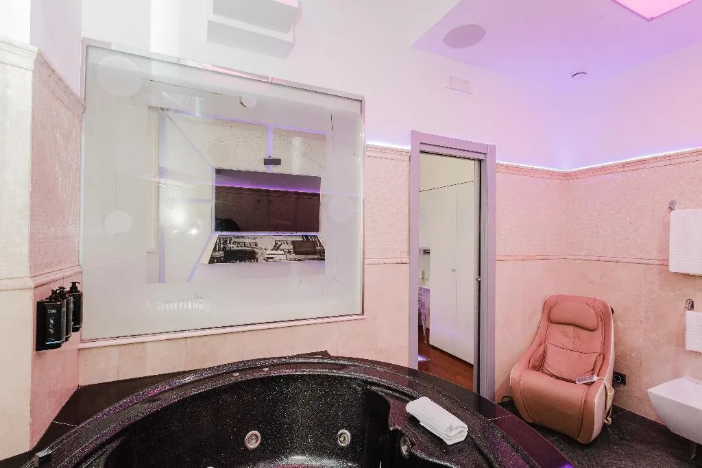 JUNIOR SUITE STANDARD Room, Hotel Trecento, Rome