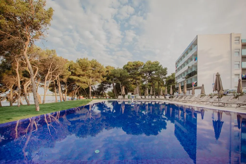 General view, Villas Arausana and Antonina, Split