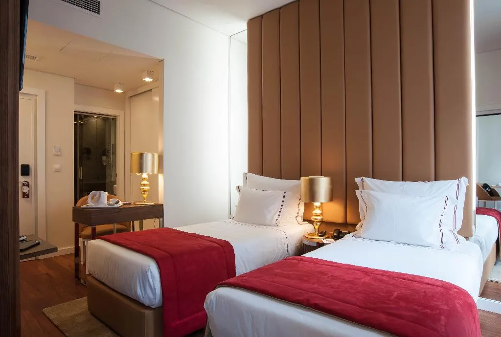 TWIN CITY VIEW Room, The 7 Hotel, Lisbon