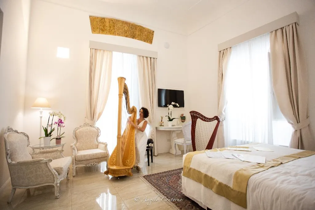 SUITE CAPACITY 3 Room, Palazzo del Poeta - Dimora Contemporanea, Palermo