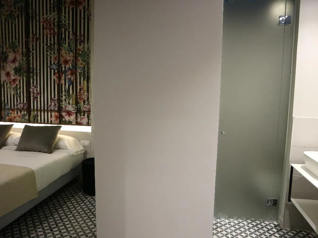 TRIPLE STANDARD Room, You&Co. Quart Boutique, Valencia