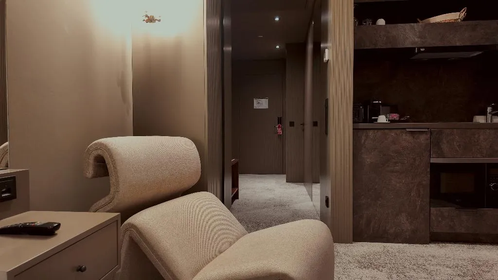 DOUBLE DELUXE KING BED Room, Bellman Hotel, Berlin