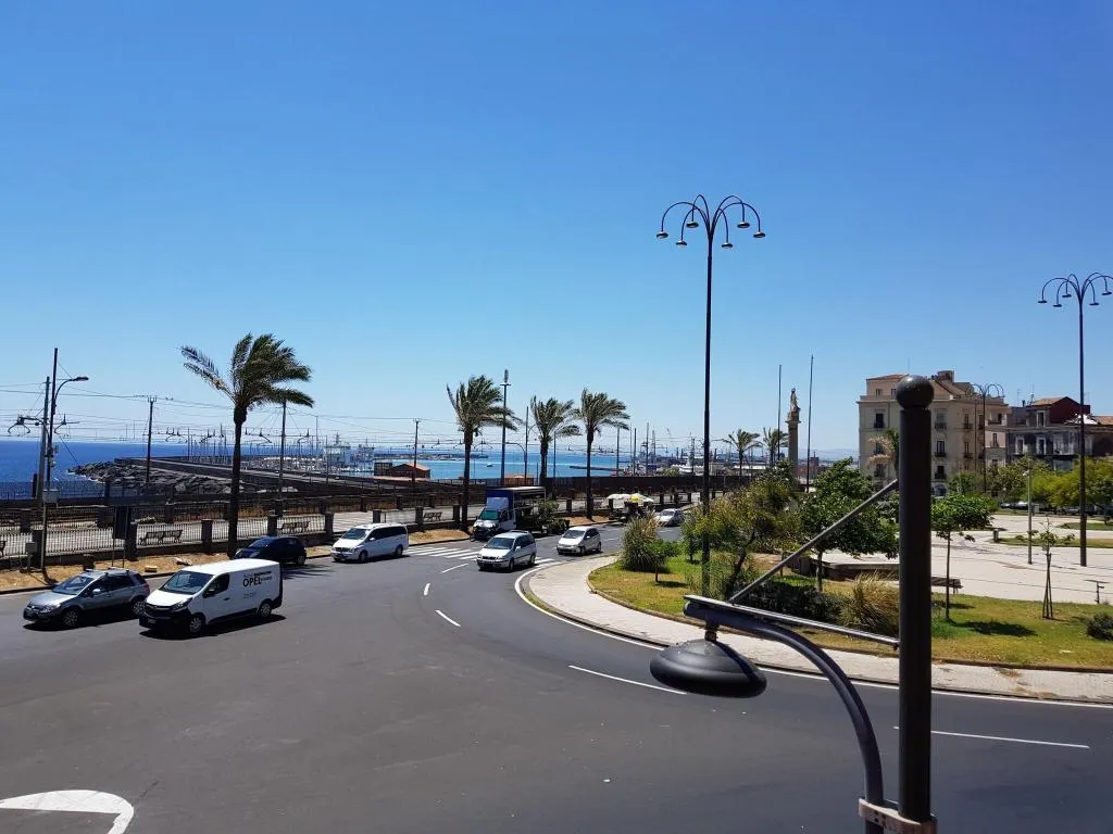 General view, Sul Molo, Catania